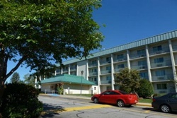 dogs allowed hotels in Salem, Massachusetts; pet friendly hotels in Salem Mass